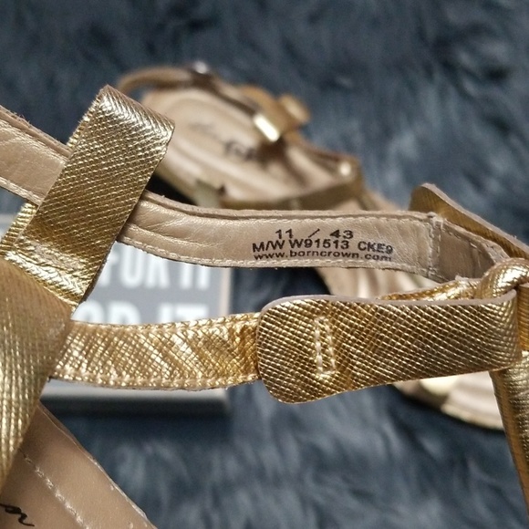 Sandals - Picture 6 of 6